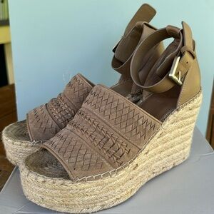 Marc Fisher 9M natural multi suede Alina platform espadrille sandal